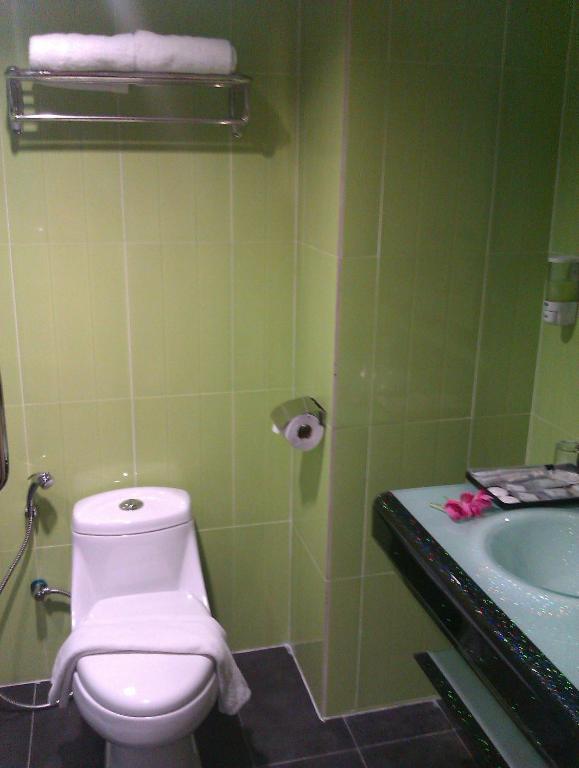 Nouvelle Hotel Johor Kulai Room photo