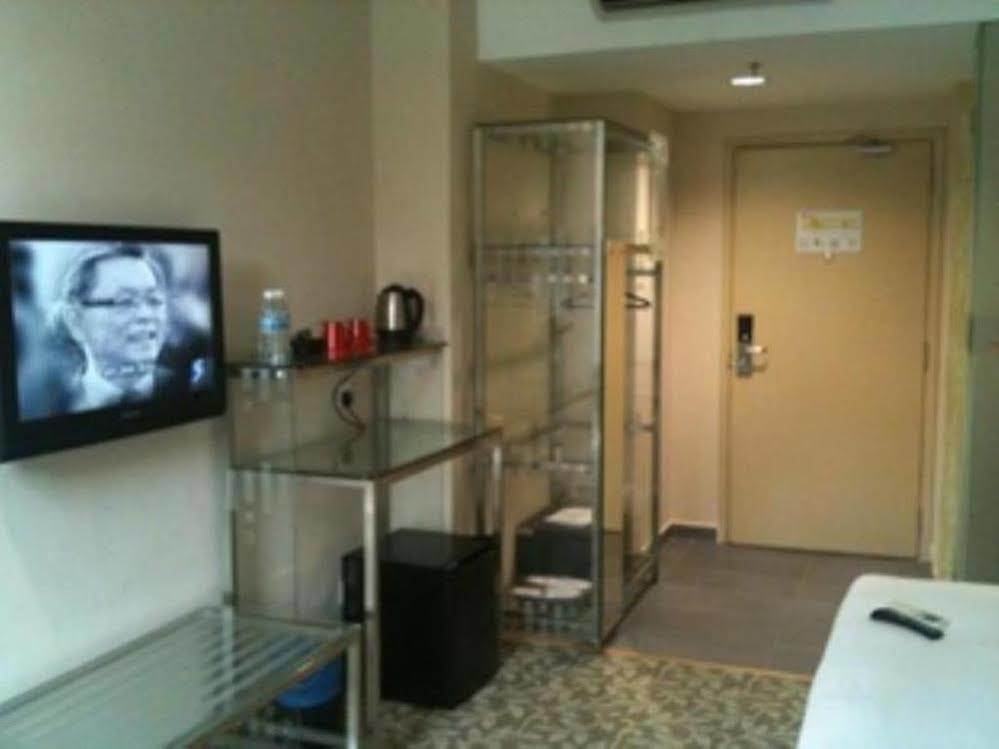 Nouvelle Hotel Johor Kulai Exterior photo